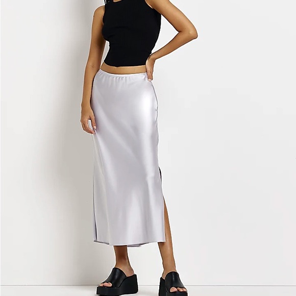 River Island Dresses & Skirts - River Island Bias Cut Satin Skirt